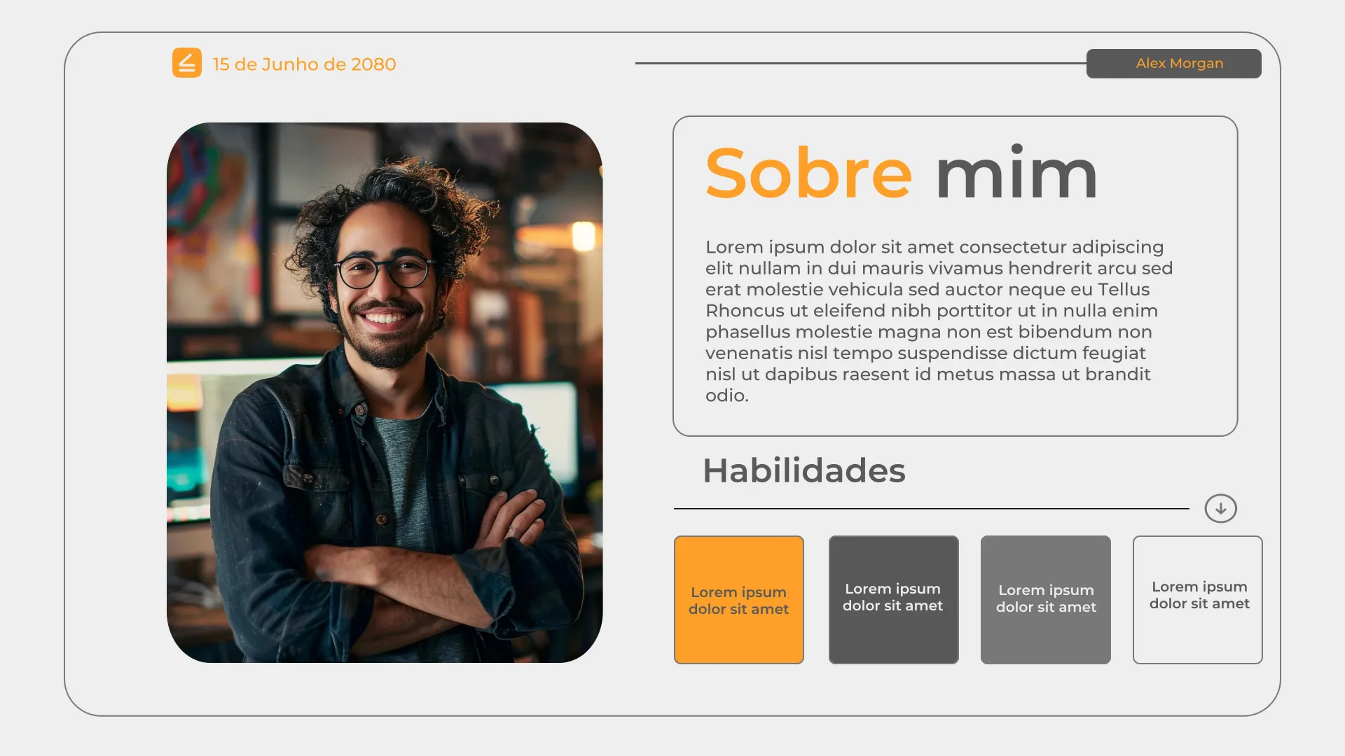 Layout moderno de perfil com foto de homem sorridente, caixa ‘Sobre mim’ e blocos de habilidades em rodapé
